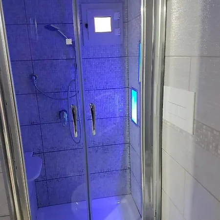 Apartman Rebby's *